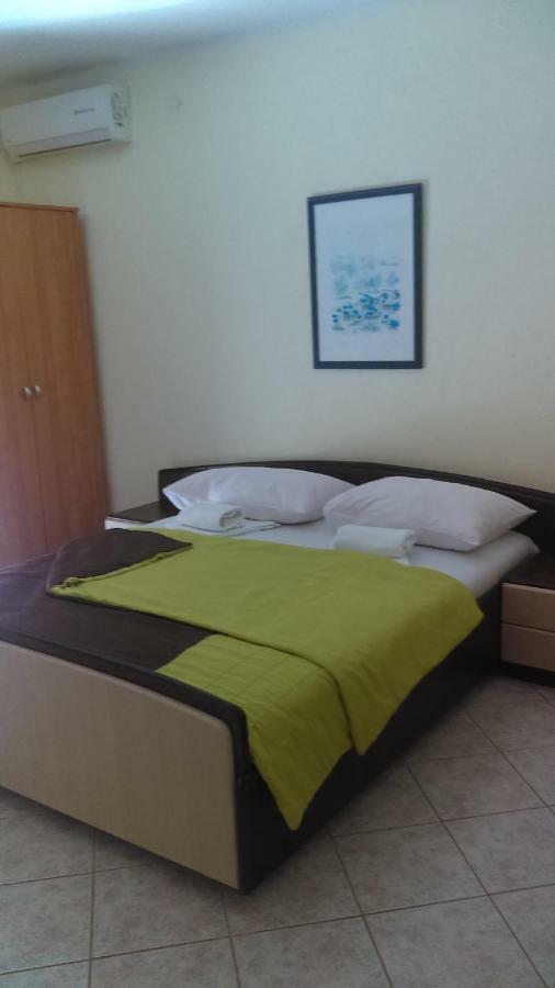 Guesthouse Bili Karlobag Kültér fotó